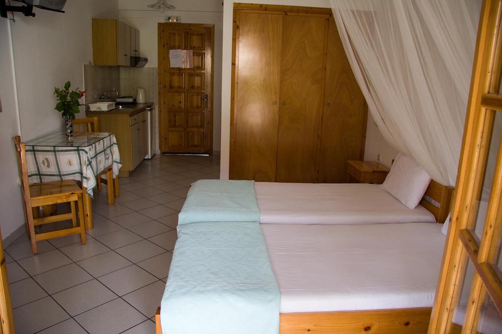 Anna Maria Studios Agios Nikolaos  Phòng bức ảnh